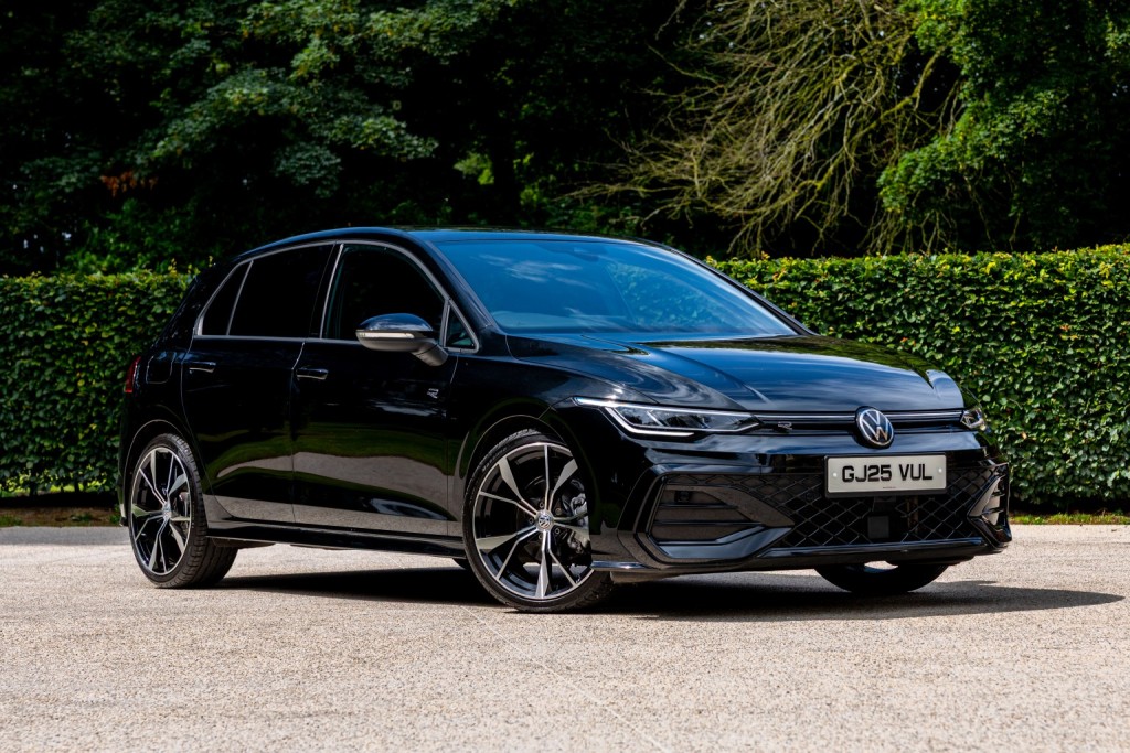 2025 Volkswagen GOLF
